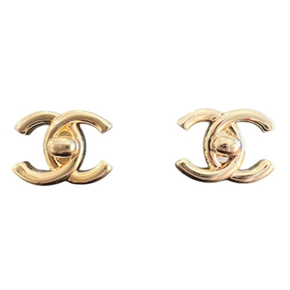 Chanel Interlocking Gold Turn lock Earrings Cruise Collection 2025 (CCXX025) - Picture 1 of 5
